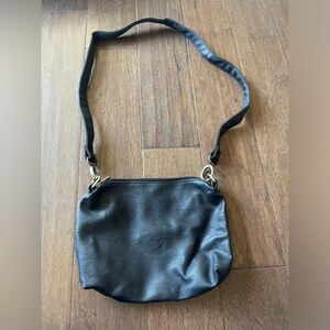 Beautiful Faux leather Crossbody bag